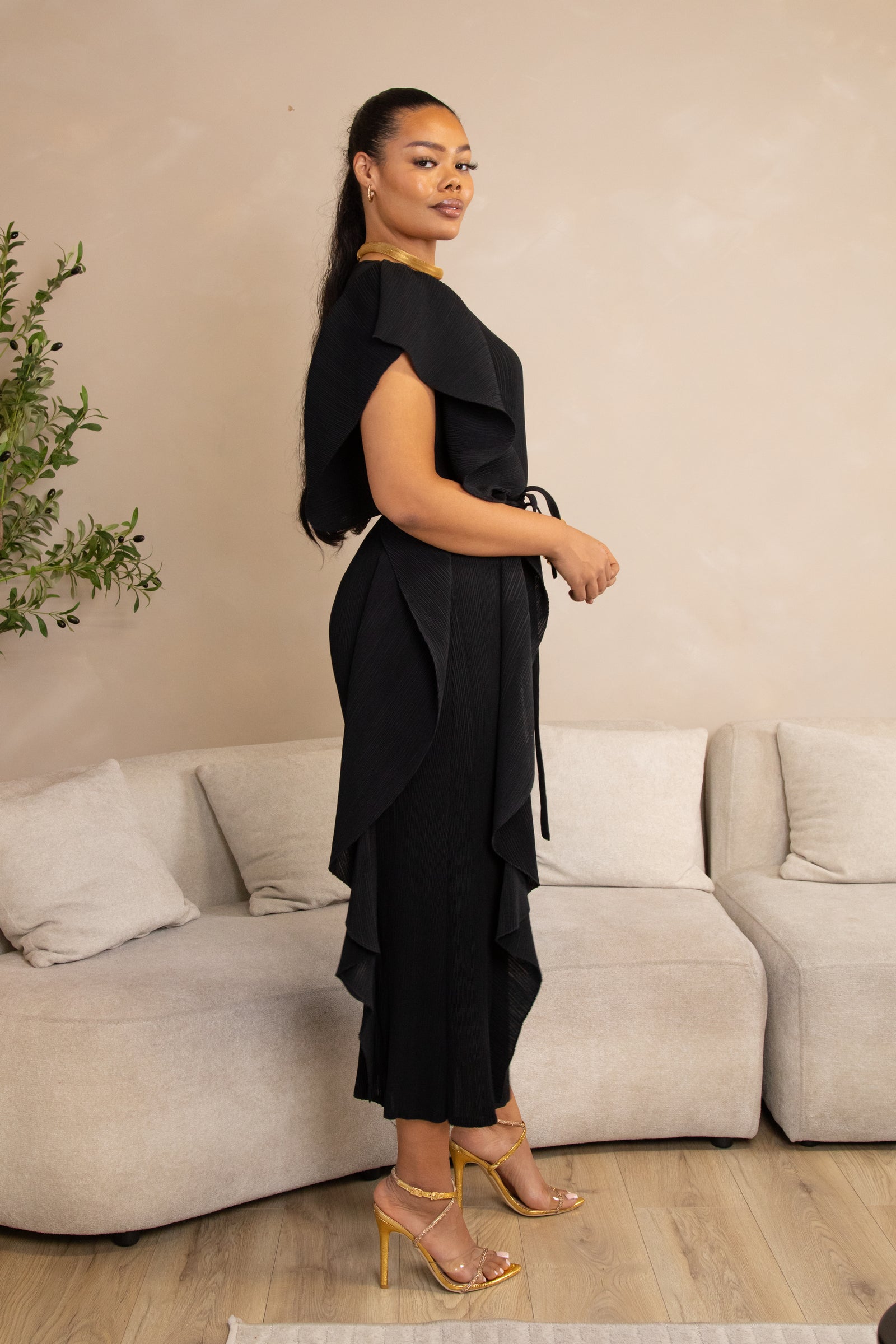 TITI RUFFLE DRESS - BLACK