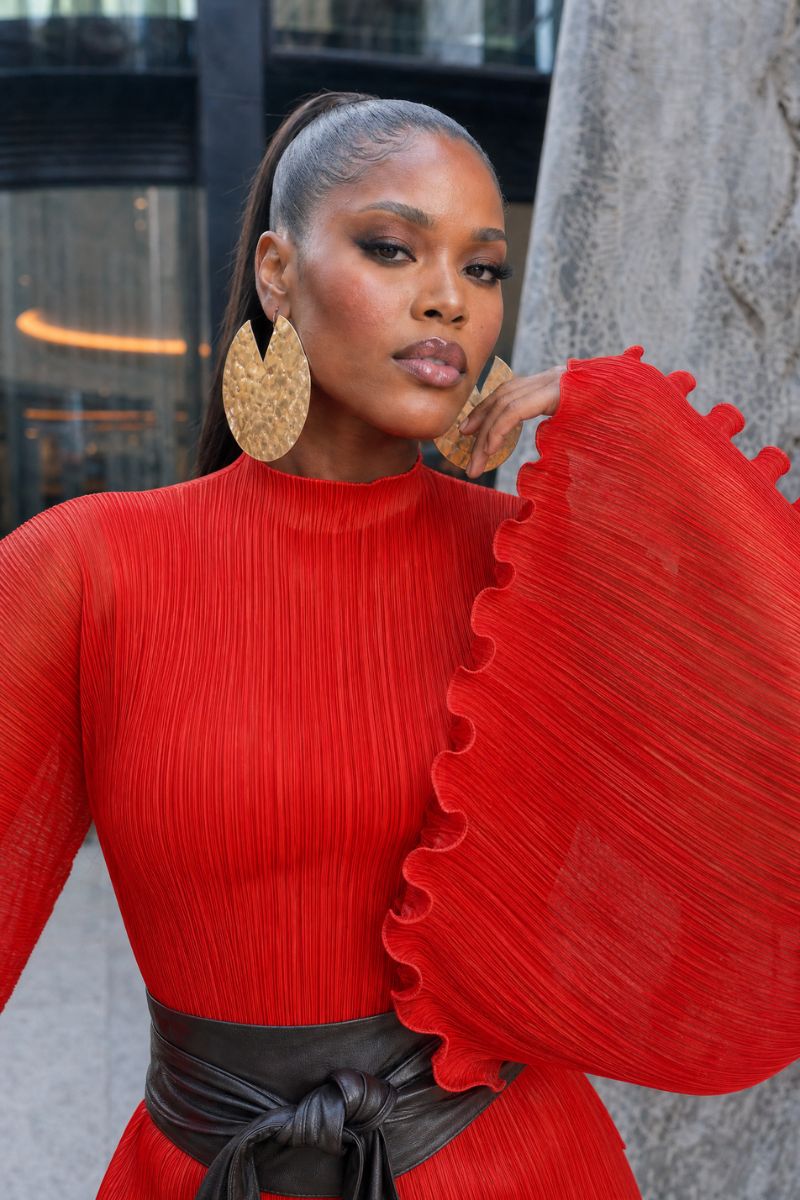 Mirabel Plissé Balloon Sleeve Maxi Dress - Red