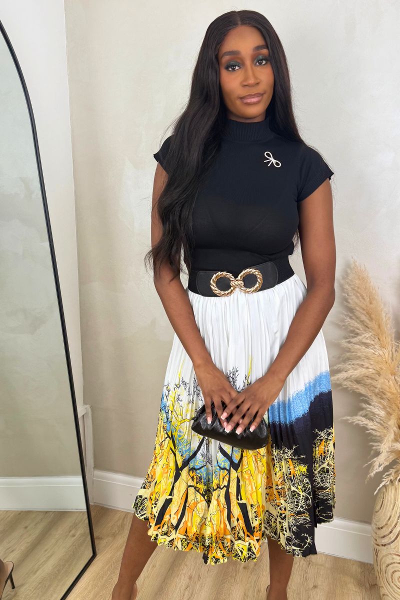 SCENIC PRINT SKIRT & BLACK TOP SET