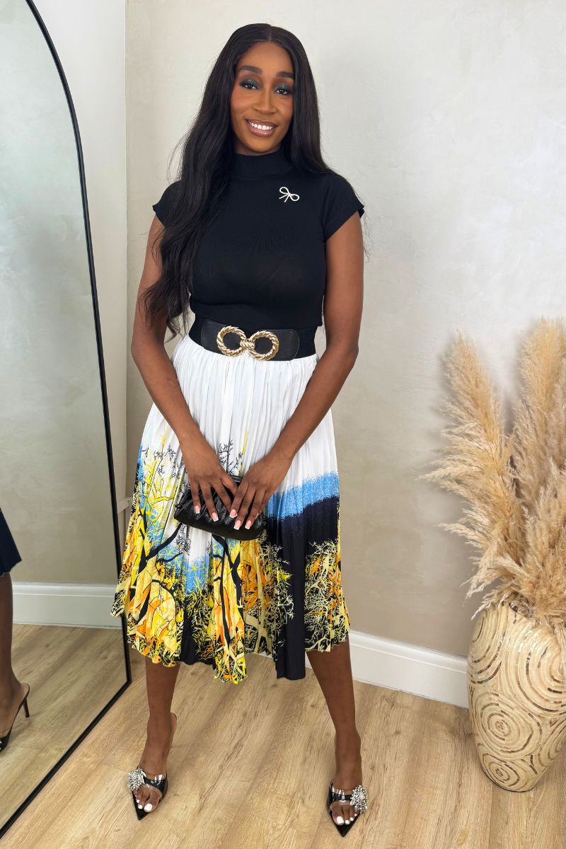 SCENIC PRINT SKIRT & BLACK TOP SET